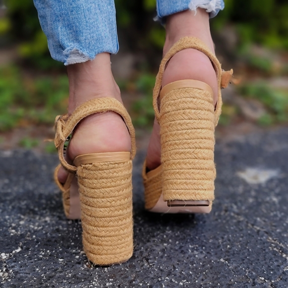 Women's  Chunky High Heel Platform Ankle Strap Espadrille Sandals - Picture 4 of 6